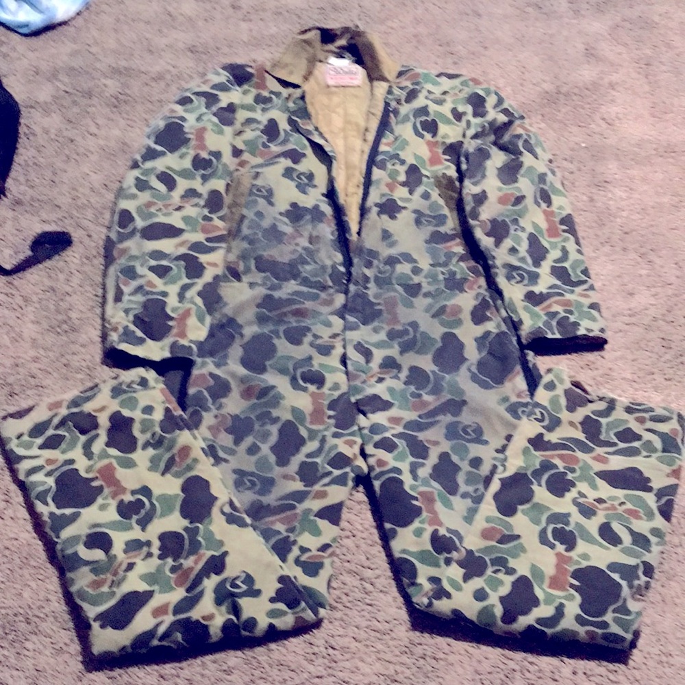 🔥Wells BLizzard 🥶CAMO.   (Sz.L tall)   FULL BODY!! 💥insulated suit💥  $12💐